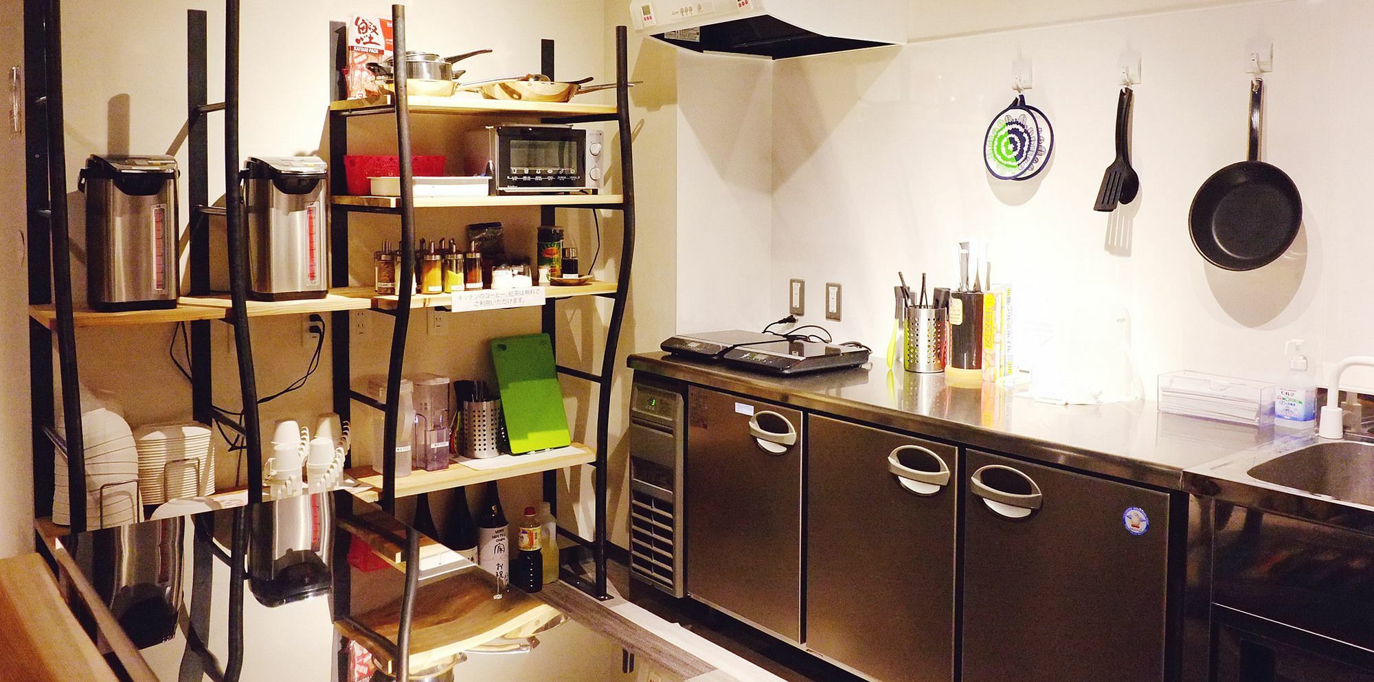 Home Hostel Osaka Eksteriør billede